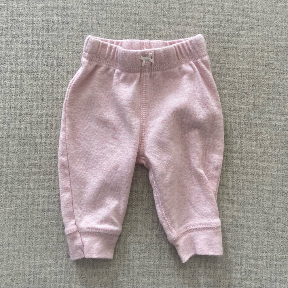 Long sleeve newborn onesies and pants bundle - Picture 5 of 5